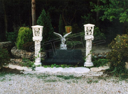 Base for columns pillar foundation garden patio figures